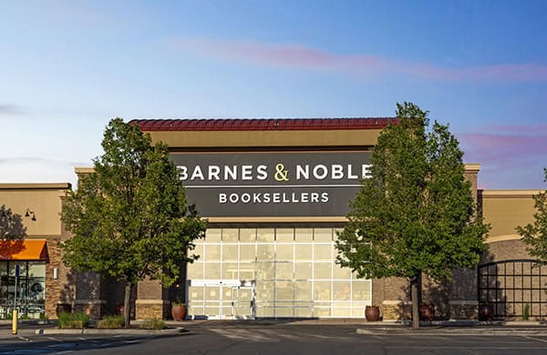 Is Barnes & Noble Pet Friendly