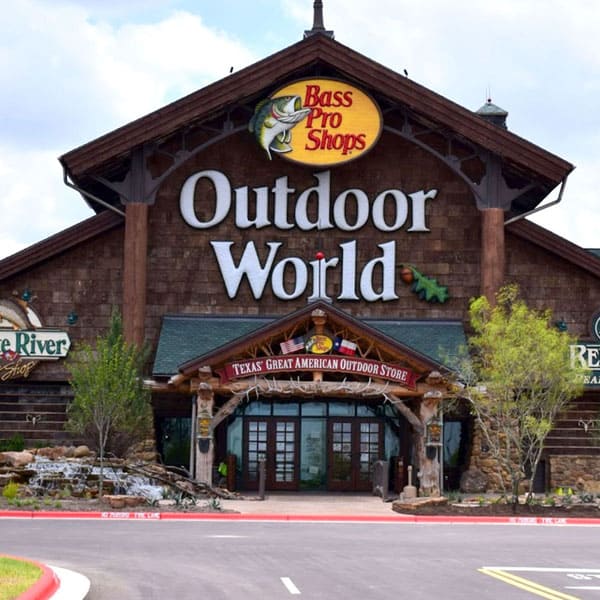 Is Bass Pro Shop Pet Friendly