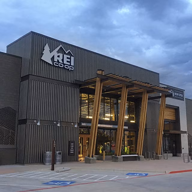 Is REI Pet Friendly
