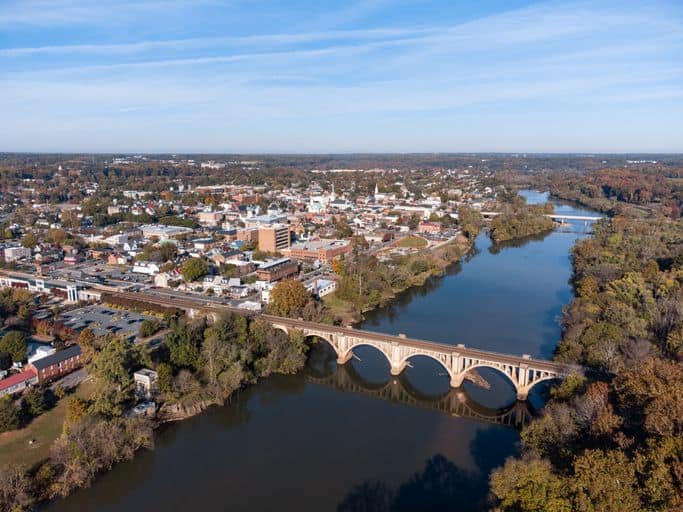 Fredericksburg VA Hotels Pet Friendly